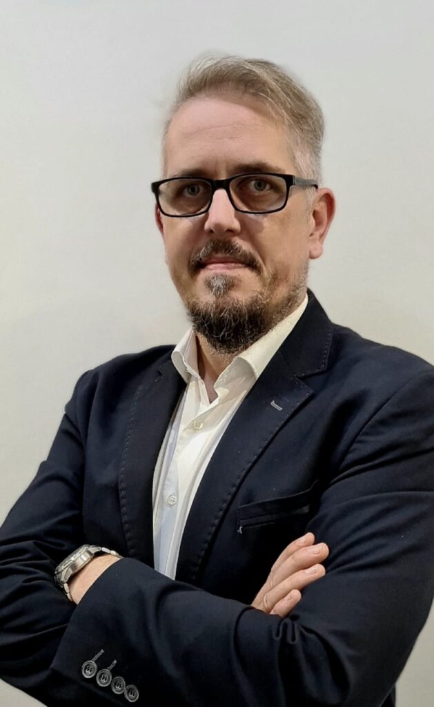 Paweł Dębowski